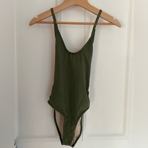 Never been worn Mimi & August small swim suit - Picture 4 of 7